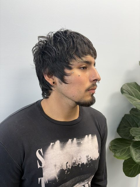 Textured mens mullet, side view
